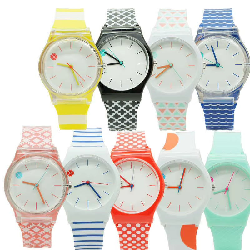 Casual Fashion Silicone Strap High Quality Classic Crystal Watch Cartoon Novelty Student/Women Watch