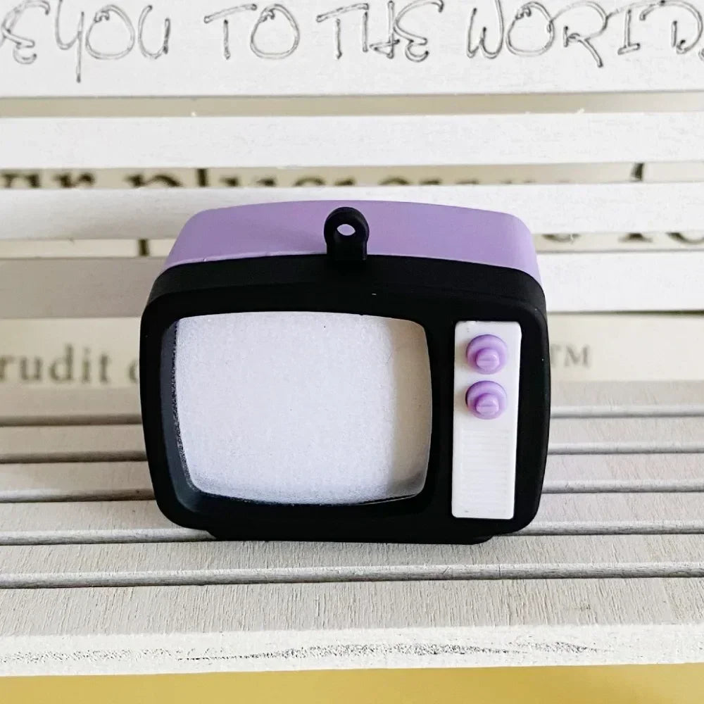 Creative Retro Television Keychain Model Keychain Pendant Creative Children Miniature Television Tv Led Keychain Home