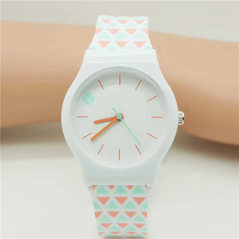 Casual Fashion Silicone Strap High Quality Classic Crystal Watch Cartoon Novelty Student/Women Watch