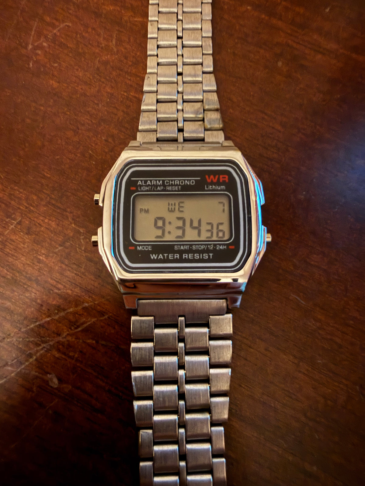 80's Retro Digital Business Watch